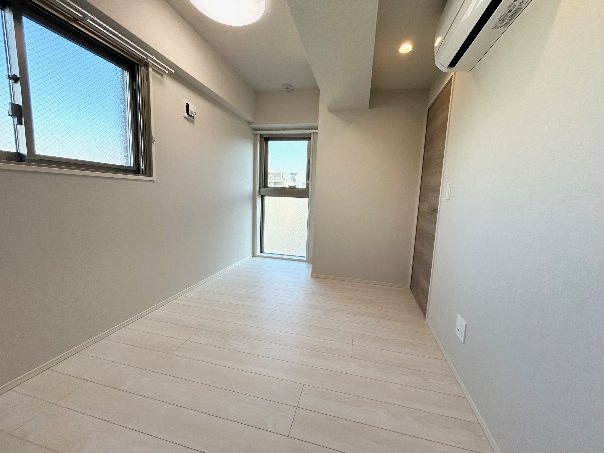 その他部屋・スペース　洋室6帖　エアコン付きです