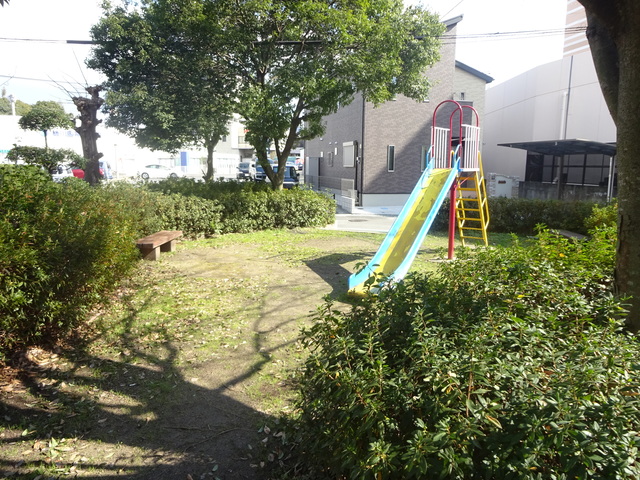 セキュリティ　敷地内公園