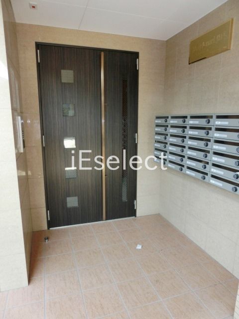 エントランス　お部屋へはこちらから