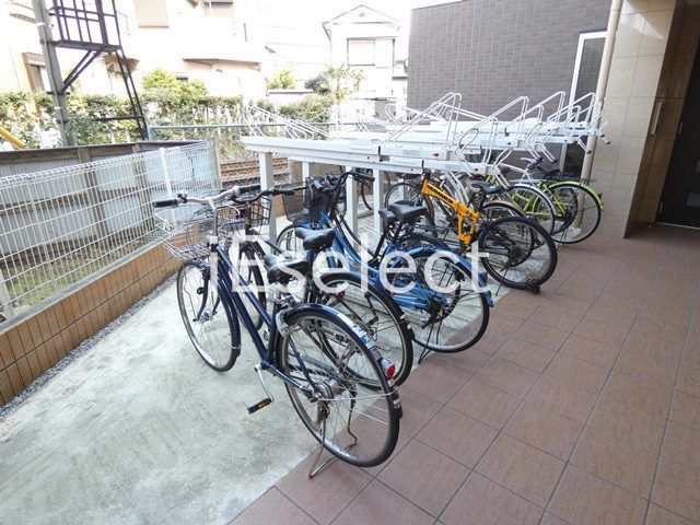 駐車場　駐輪場ございます