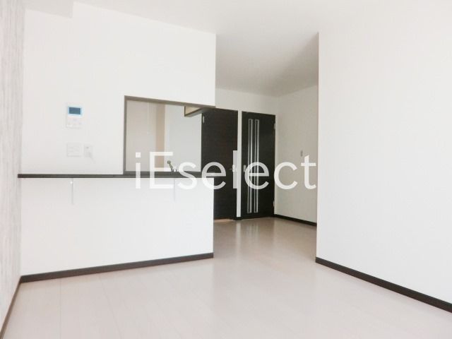 居室・リビング　バルコニーからのＬＤＫです。