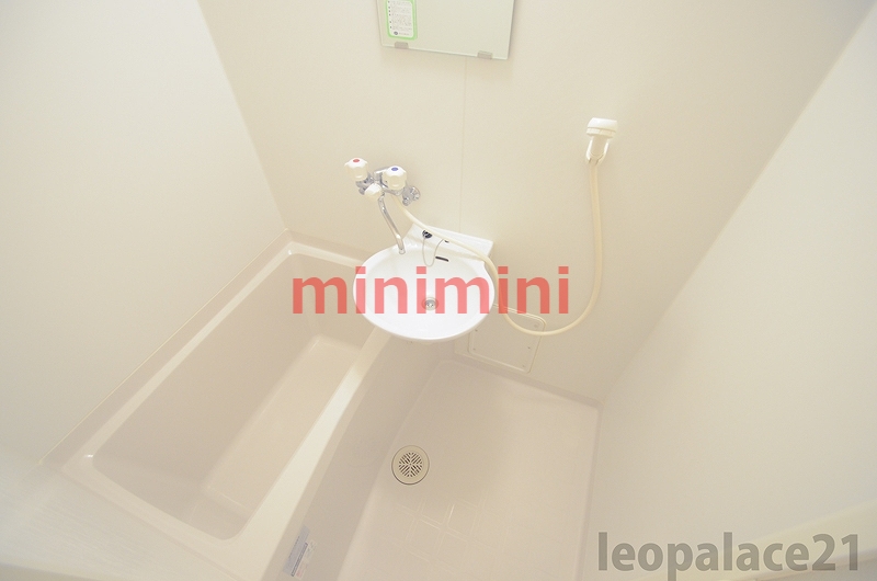 バス・シャワールーム　※写真と現物が異なる場合は現物を優先いたします。