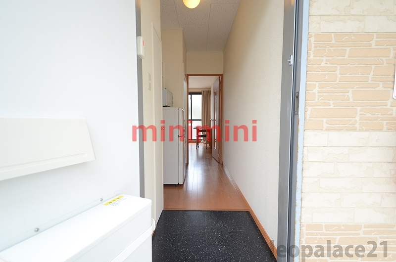 玄関　※写真と現物が異なる場合は現物を優先いたします。