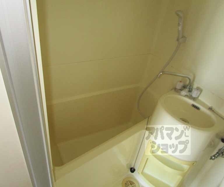 バス・シャワールーム　３－Ｅの写真です。