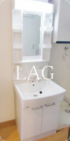 洗面設備　独立洗面台です。