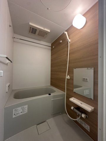 バス・シャワールーム　05203-201