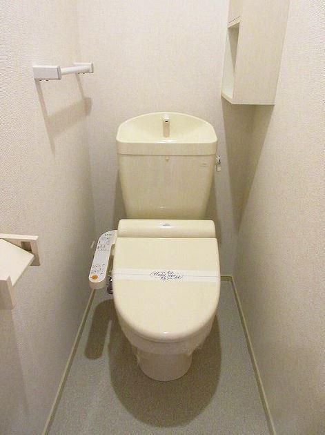 トイレ　トイレ