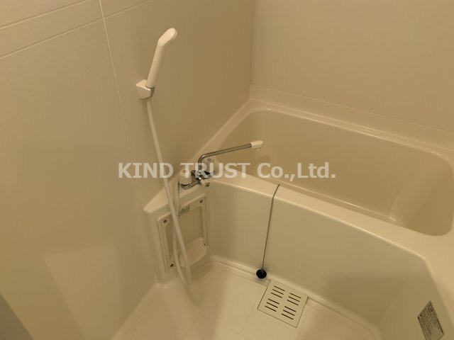 バス・シャワールーム　ゆったり過ごせるお風呂です