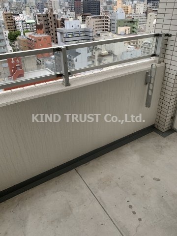 バルコニー　陽当たり良好なバルコニーです