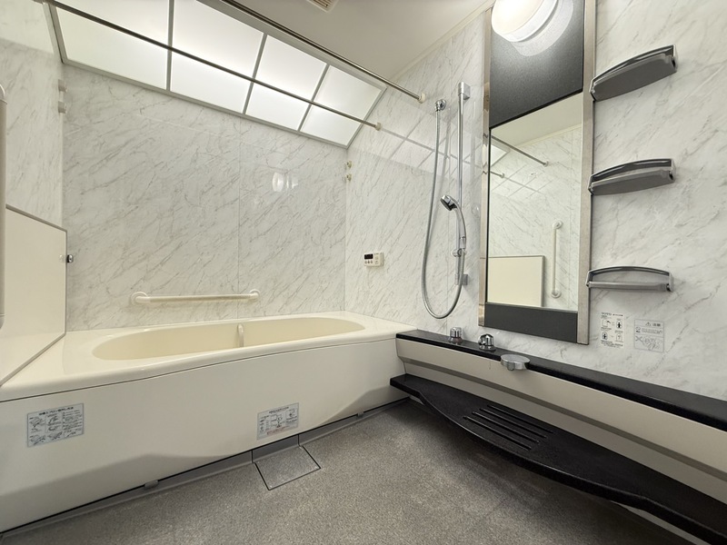 バス・シャワールーム　浴室