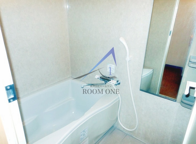 バス・シャワールーム　お風呂です。