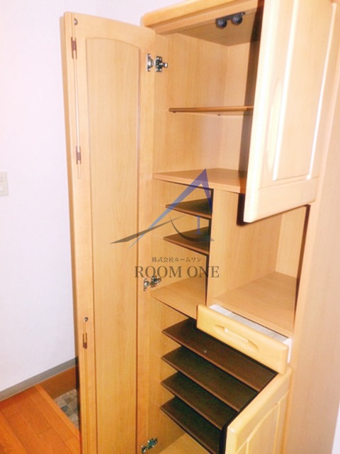 玄関　玄関です。