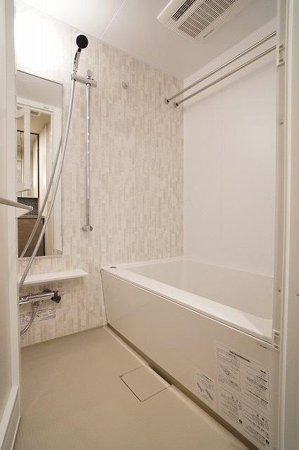 バス・シャワールーム　バス※別部屋参考写真