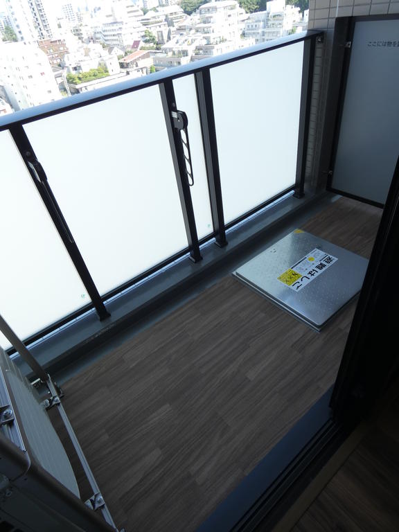 バルコニー　※別部屋の参考写真です。