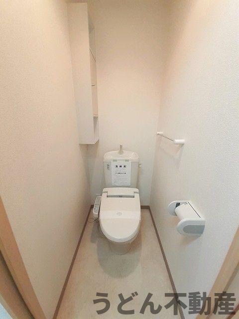 トイレ　うどん県のお部屋探しはうどん不動産へ うどんちゃんとLINE