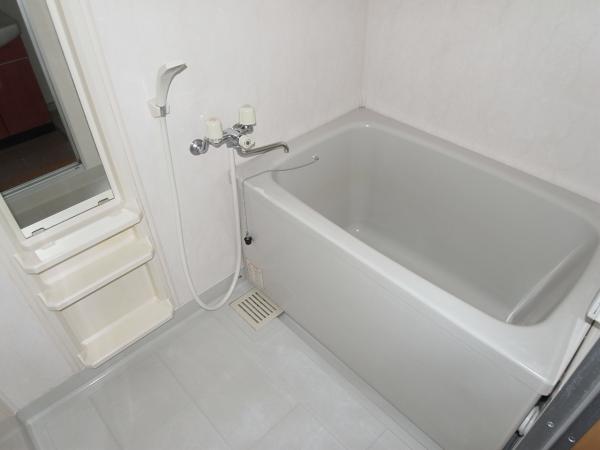 バス・シャワールーム　浴室