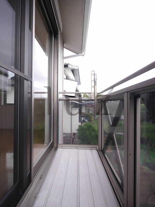 バルコニー　日当たり良好なバルコニーです！