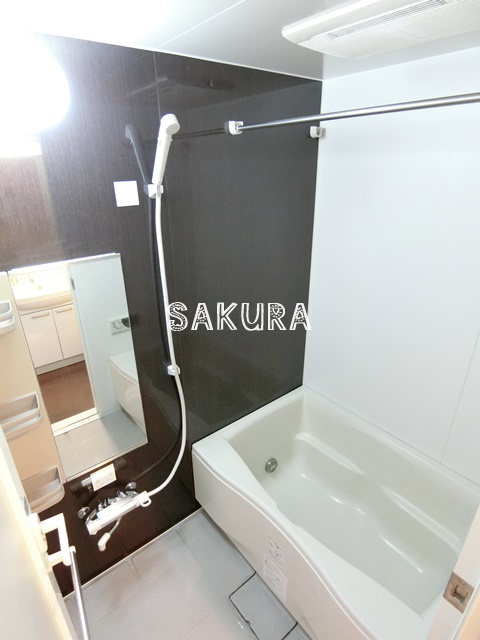 バス・シャワールーム　★追い焚き、浴室乾燥機付き★