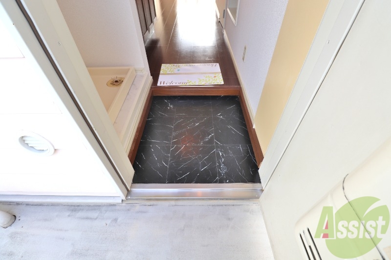 玄関　シューズボックス付き玄関