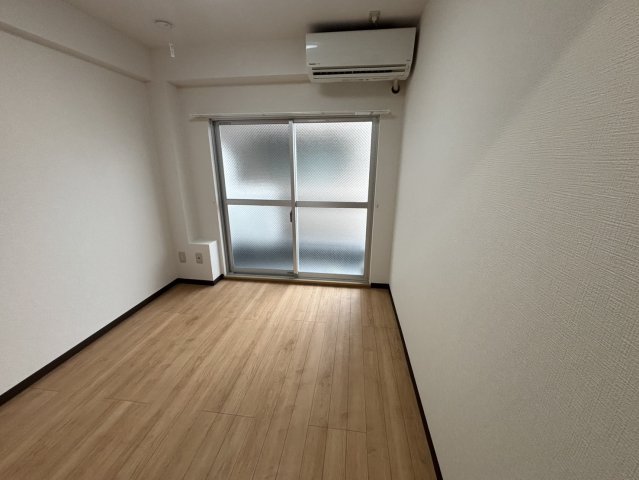 その他部屋・スペース　同マンションの別のお部屋の写真です。