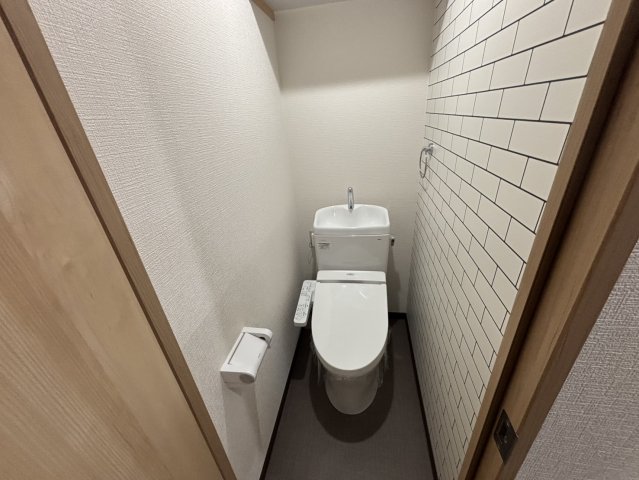 トイレ　コンパクトで使いやすいトイレです