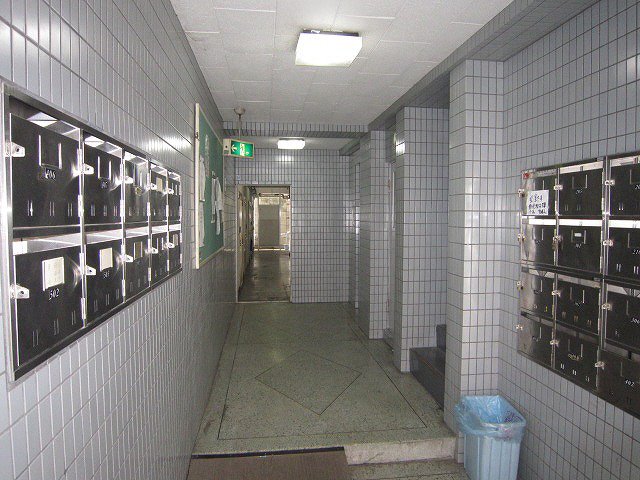 エントランス　毎日通るエントランスはこのようになっています