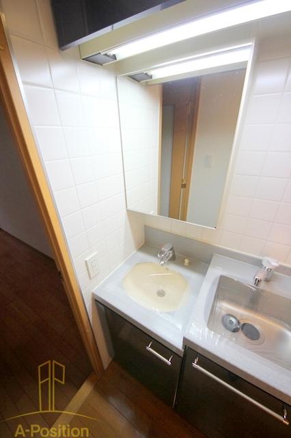 洗面設備　プレサンス梅田フロンティア