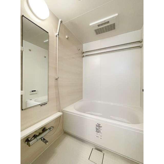 バス・シャワールーム　?