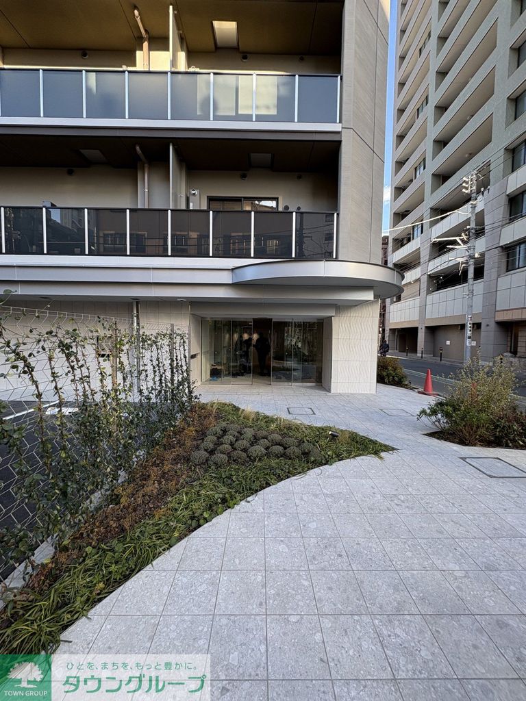 エントランス　エントランス