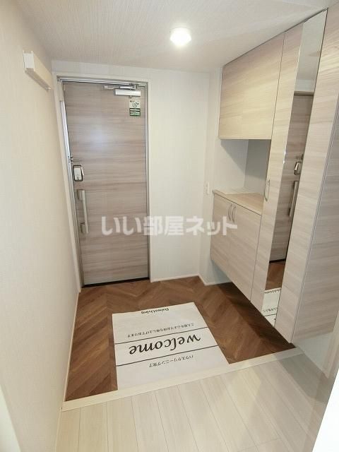 ディーソルビア石塚町 A棟の玄関写真
