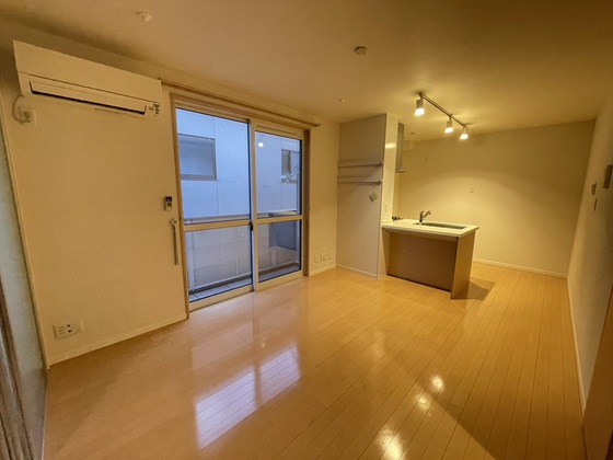 居室・リビング　※別部屋の写真です