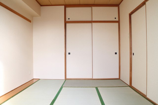 その他　落ち着いた雰囲気の和室付きです