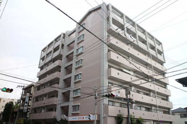 建物外観　外観は落ち着いています
