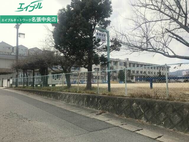 小学校　名張市立箕曲小学校（小学校）まで595m