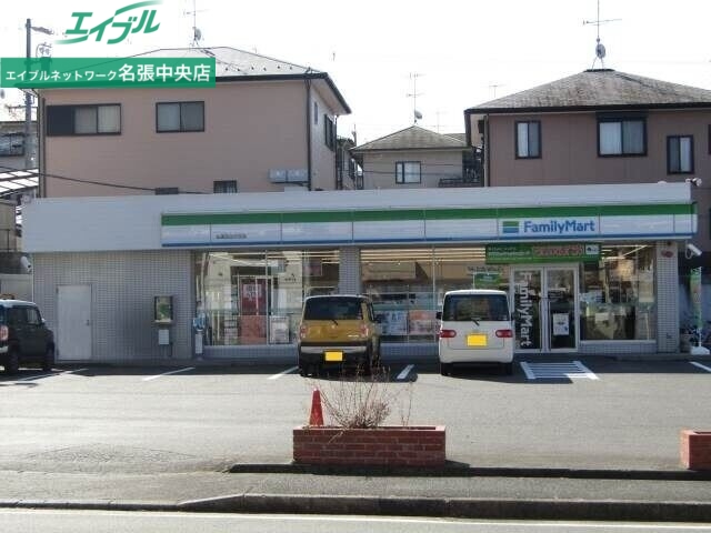 コンビニ　ファミリーマート名張百合が丘店（コンビニ）まで1549m