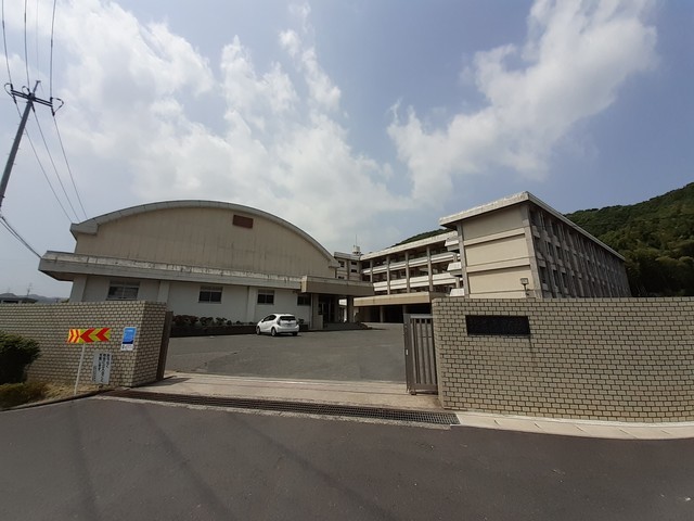 中学校　荘内中学校（中学校）まで650m