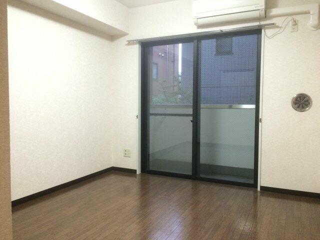 居室・リビング　別部屋参考用写真