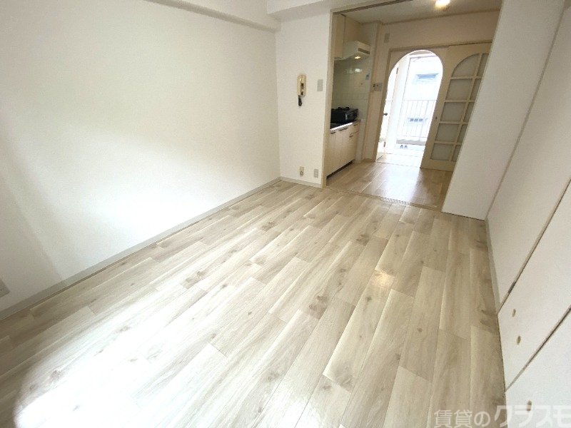 居室・リビング　白を基調にした明るいお部屋です！