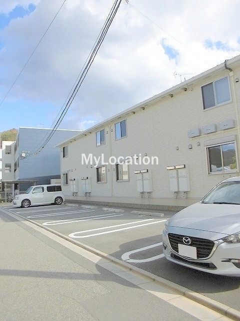 駐車場　☆敷地内に駐車場があります☆