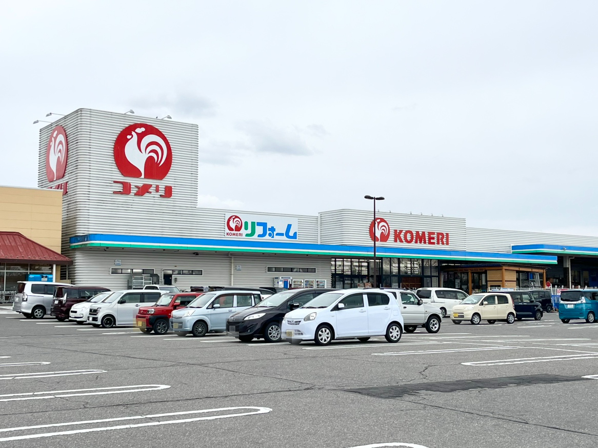 ホームセンター　コメリハード＆グリーン出来島店（ホームセンター）まで1086m