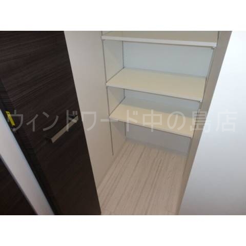 玄関　詳細は、ウィンドワード中の島店までご相談下さい。