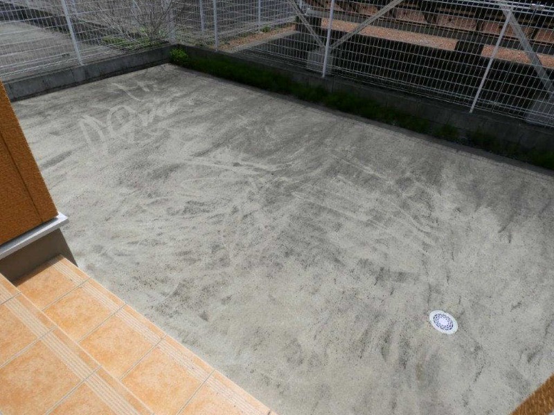 庭　図面と現状に相違がある場合には現状を優先