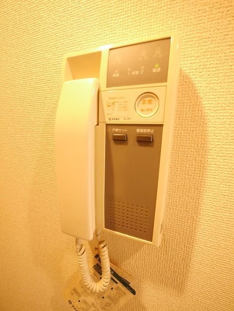 セキュリティ　★玄関に繋がるインターホン★