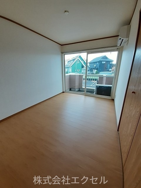 居室・リビング　明るいお部屋です。