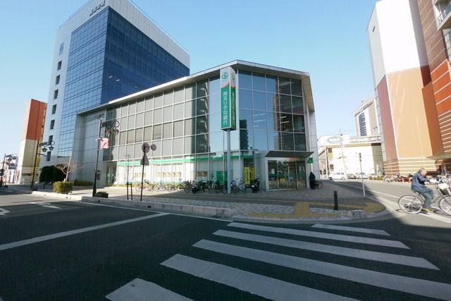 銀行　埼玉りそな銀行（銀行）まで700m