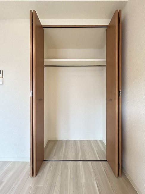 収納　※写真は類似間取り別部屋。色味等異なる場合があります。