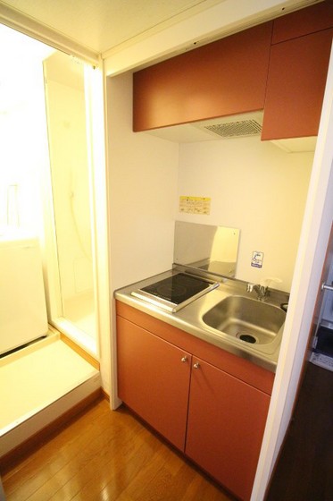 キッチン　※別部屋の写真です