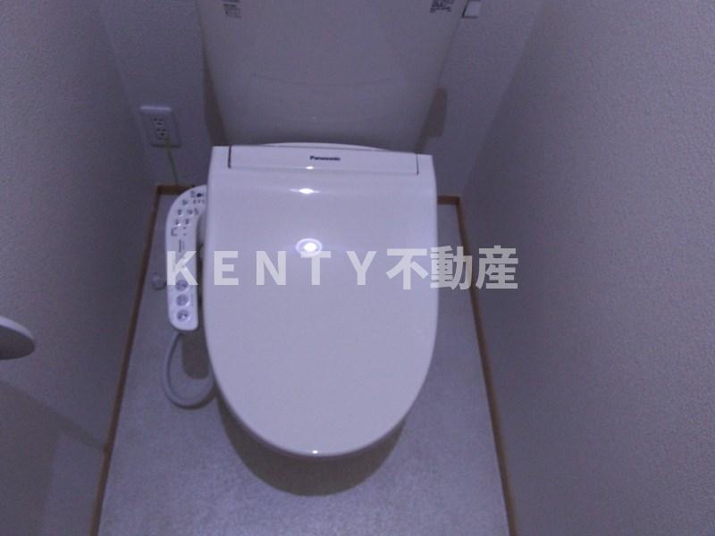 トイレ　落ち着いたトイレです