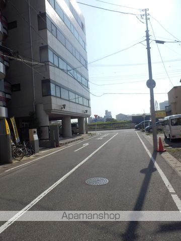 その他　周辺道路（その他）まで1m