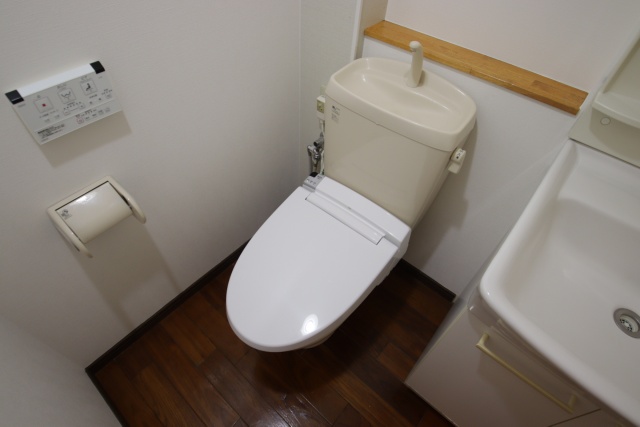 トイレ　※他の号室の参考写真です※